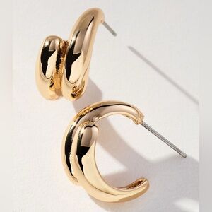 Anthropologie Layered Hoop Earrings Color Gold NWT